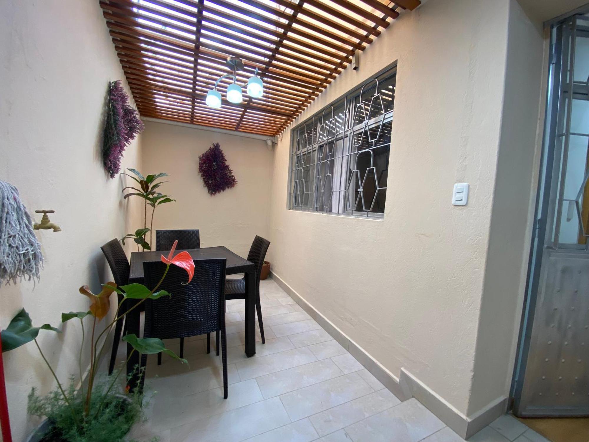 Bella Suite En Zona Exclusiva De Cuenca Para 6 Personas II 外观 照片